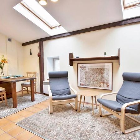 דירות קרקוב Bright Loft In Amazing Location מראה חיצוני תמונה