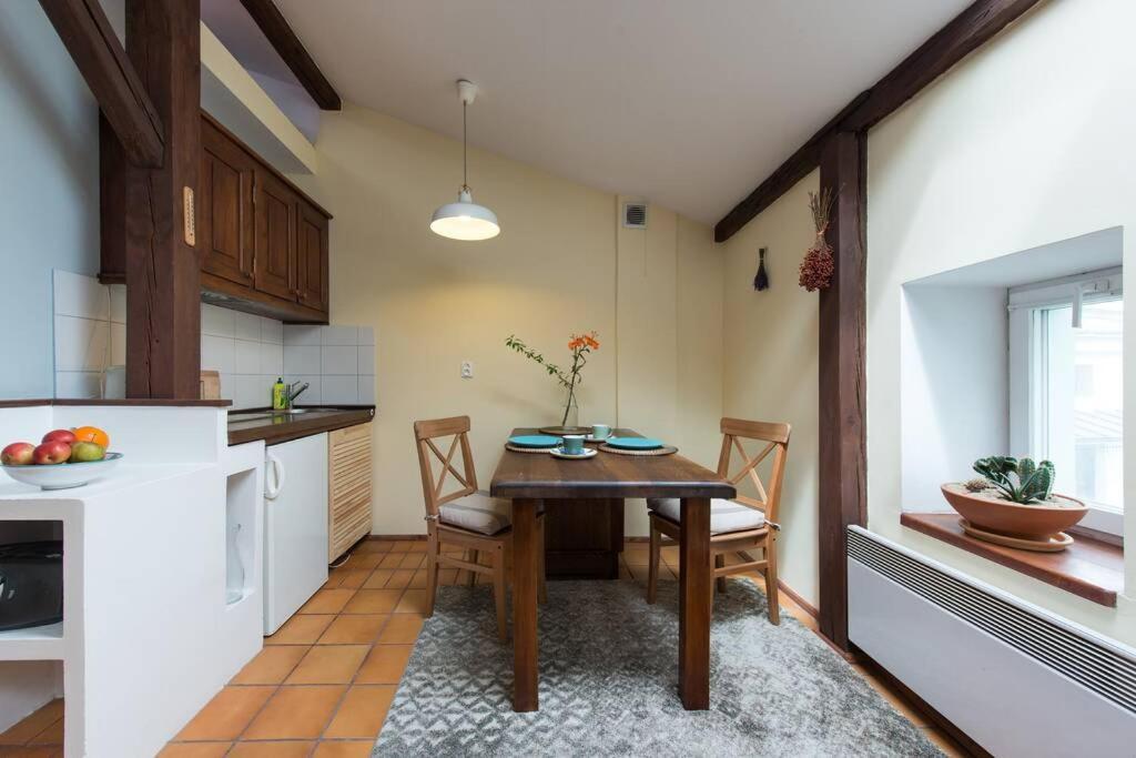 דירות קרקוב Bright Loft In Amazing Location מראה חיצוני תמונה