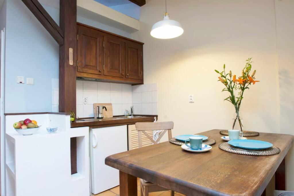 דירות קרקוב Bright Loft In Amazing Location מראה חיצוני תמונה