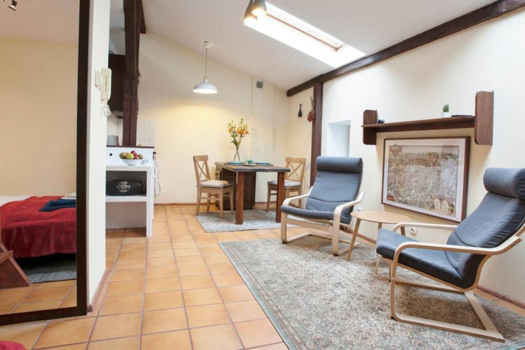 דירות קרקוב Bright Loft In Amazing Location מראה חיצוני תמונה